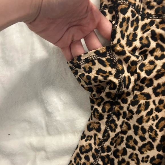 Cheetah biker shorts - Picture 7 of 8